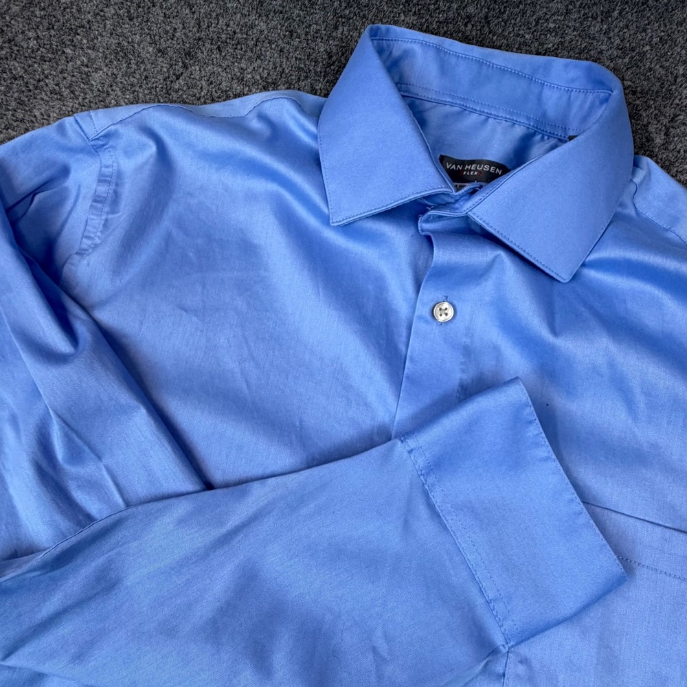 Van Heusen Men Size Large 16-16.5 32/33 Shirt Blue Regular Fit Wrinkle Free